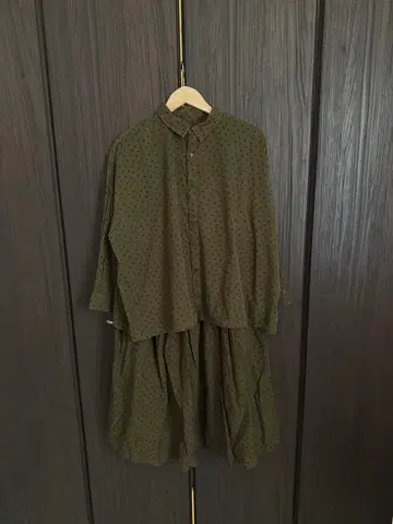 이치 도트 셔츠 & 스커트