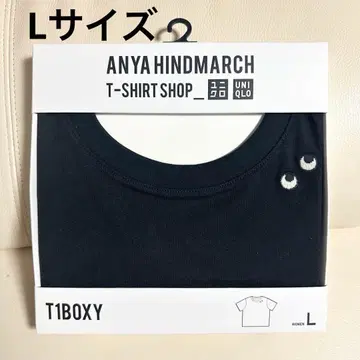 미개봉 새상품 유니클로 아냐 박스 T셔츠 블랙 L