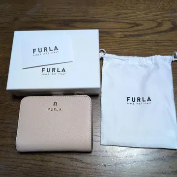 FURLA 핑크 접이식 지갑 까멜리아 S 컴팩트 지갑