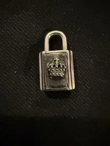 저스틴 데이비스 925 실버 왕관 모티브 패드락 참