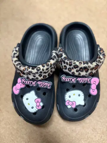 시마무라 산리오 헬로키티 블랙 갸루키티 통굽 샌들