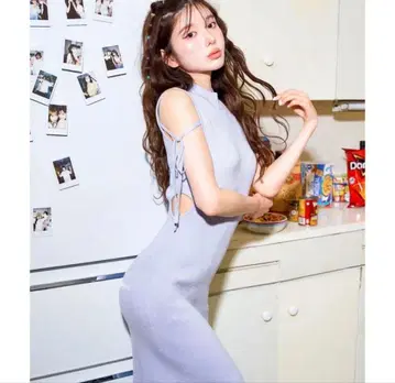 [컨디션 최상] Darich 컷 아웃 니트 롱 원피스 색스 블루