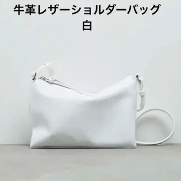 택 포함 새상품 ZARA 소가죽 가죽 숄더백 화이트