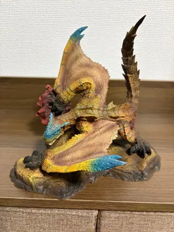 티가렉스 CFB 크리에이터즈 모델 몬스터 헌터