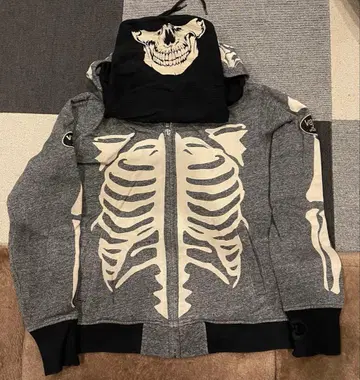 vanson 골격 프린트 후드티 M 사이즈