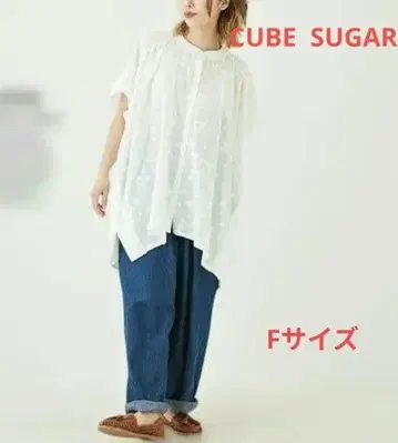 택 포함 새상품 큐브 슈가 3D 꽃 자수 반팔 튜닉 셔츠 화이트 F