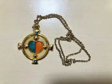 포켓몬 극장 한정판 서울 하트 펜던트 볼케니온과 기계장치의 마기아나