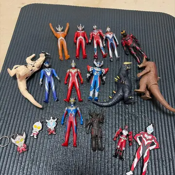 울트라맨 피규어 키링