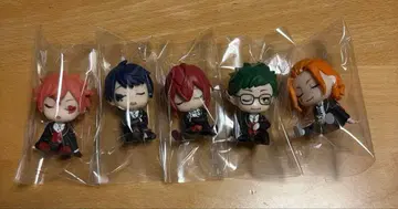 트위스테 어깨 쿵 하트 라빌