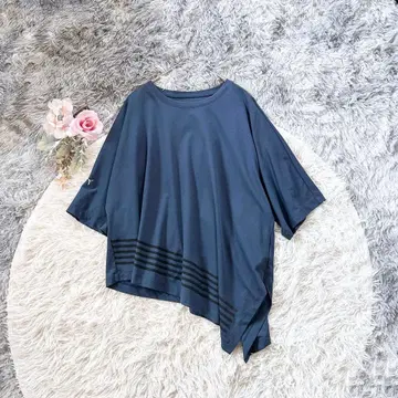 새상품급 TRUNK HIROKO KOSHINO 비대칭 티셔츠 38