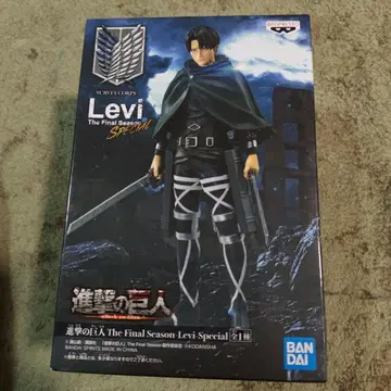 진격의 거인 리바이 피규어