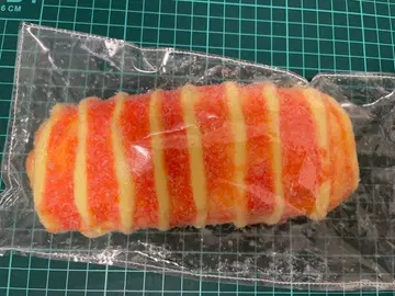 완판템 kikisquishy* 애벌레빵 L / 순니