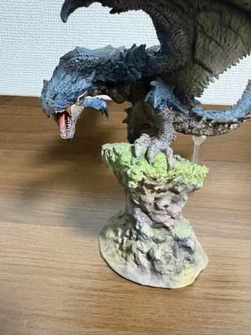 리오레우스 아종 CFB 크리에이터즈 모델 몬스터 헌터