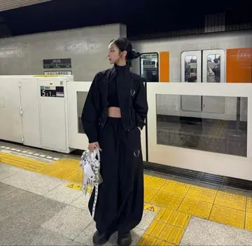 melt the lady 고딕 재킷 팬츠