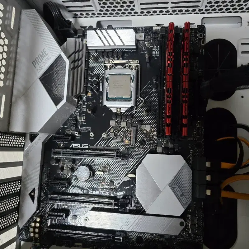 9700K + ASUS Z390 PRIME + DDR4 32GB 반본체