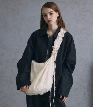 화이트 숄더백 FREE 사이즈