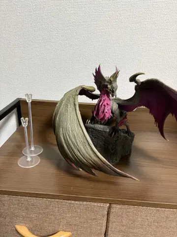 멜제나 CFB 크리에이터즈 모델 몬스터 헌터