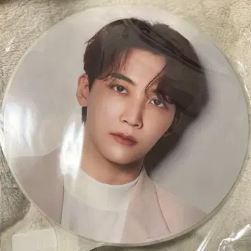 seventeen incomplete 부채 정한