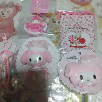 산리오 마이멜로디 봉제 인형 브로치 거울 마스코트