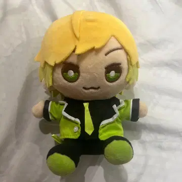 프리츠 앉아 봉제 인형 초기