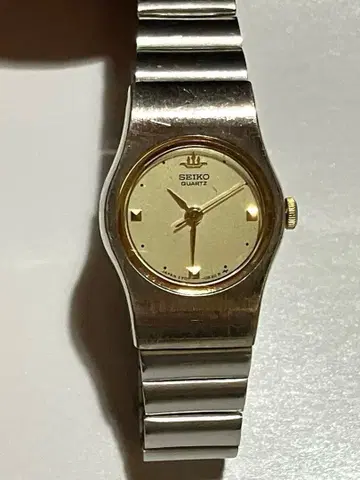 SEIKO 쿼츠 손목시계 골드/실버
