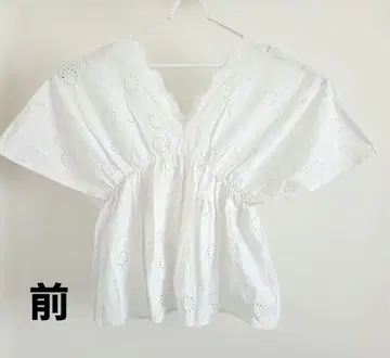 Ray BEAMS 자수 장식 화이트 블라우스 반팔