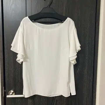 PINKY & DIANNE 프릴 플리츠 블라우스