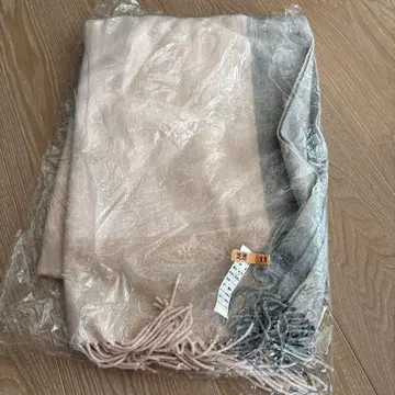 끌로에 풀라드 머플러 그레이/베이지