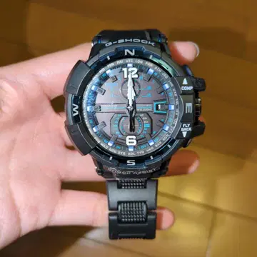 G-SHOCK 블랙 디지털 손목시계