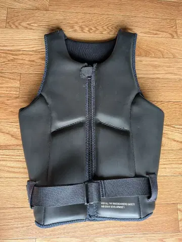 웨이크보드, 서핑보드, 마린 스포츠 구명 조끼