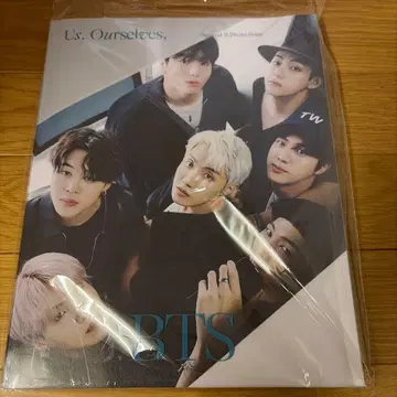 BTS Us, Ourselves & We 사진집