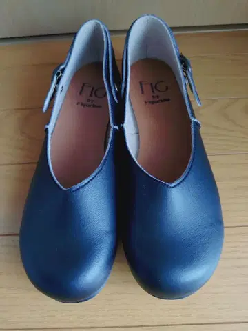 FIG 넓은 발볼 편안한 발가락 블랙 펌프스 미사용 새상품