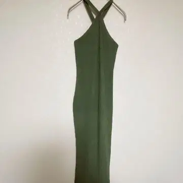 올드 네이비 홀터넥 리브 롱 원피스 카키 M 타이트 봄