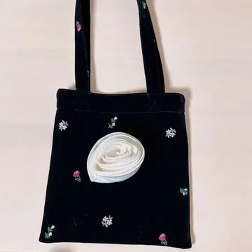 Bibiy 비비 토트백 winter box 꽃무늬 벨로아