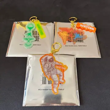 Mrs. GREEN APPLE 젠진 랜덤 아이템