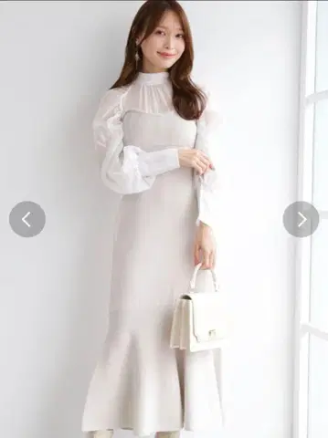 MERCURYDUO 백리본 뷔스티에 니트 도킹 원피스