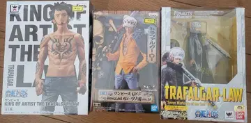 트라팔가 로우 피규어 세트