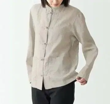 무인양품 프렌치 린넨 워싱 마감 묶음 단추 셔츠