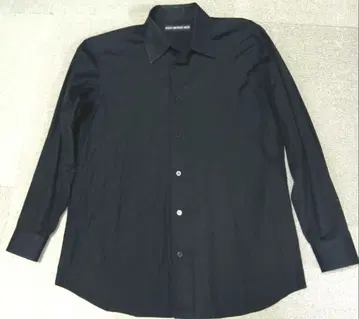 새상품급 ISSEY MIYAKE MEN 블랙 긴팔 셔츠