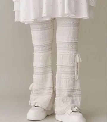 merry jenny 리본 레이스 플레어 팬츠