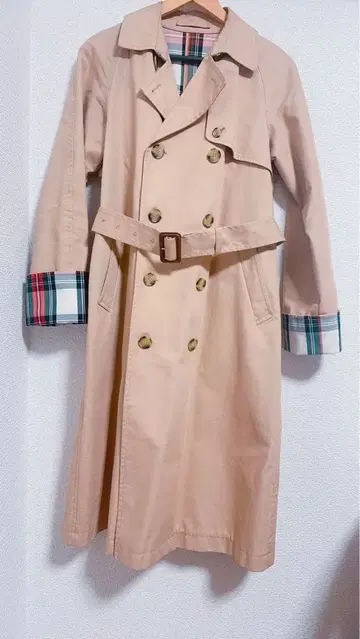 베이지 유니클로 JW ANDERSON 트렌치코트 M 사이즈