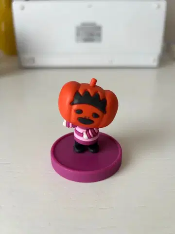 나폴리 남자들 산리오 콜라보 러버 마스코트