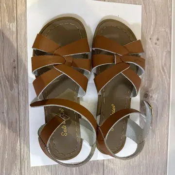 salt water 샌들 여성용