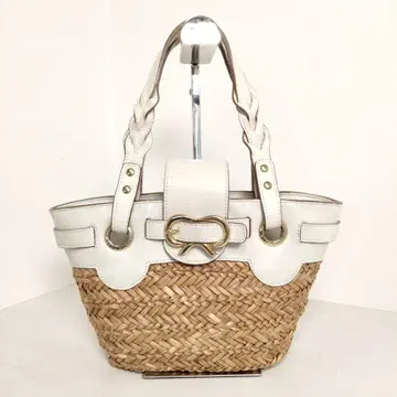 안야 힌드마치 바스켓백 라피아 가죽 화이트 리본 골드 버클