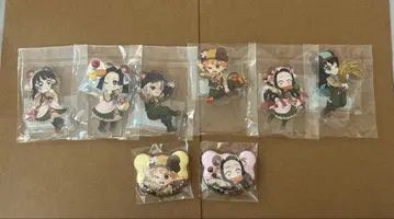 귀멸의 칼날 아크릴 스탠드 캔뱃지 묶음 판매