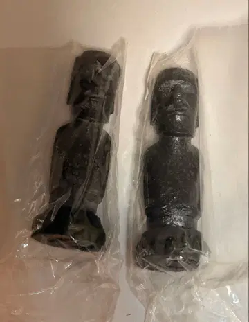 메디콤토이 대신비박물관 모아이 미확인 생물 피규어 2체 세트