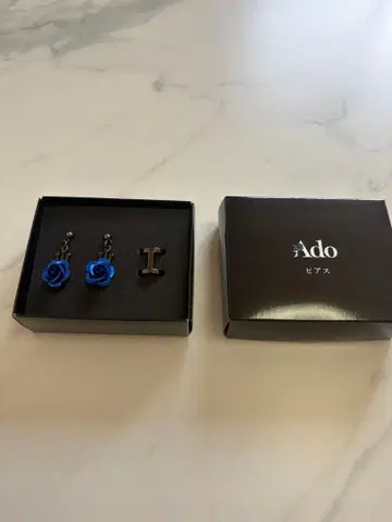 파란 장미 드롭 귀걸이 Ado