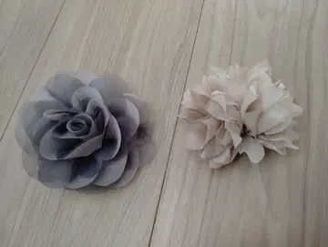 PLST 플라스테 2WAY 플라워 코사지 세트 그레이 베이지