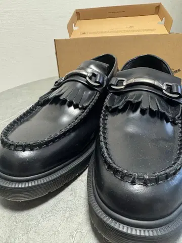 닥터마틴 ADRIAN 스너플 로퍼 27cm