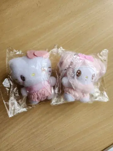 새상품 헬로키티 마이멜로디 봉제 인형 키링 미사용